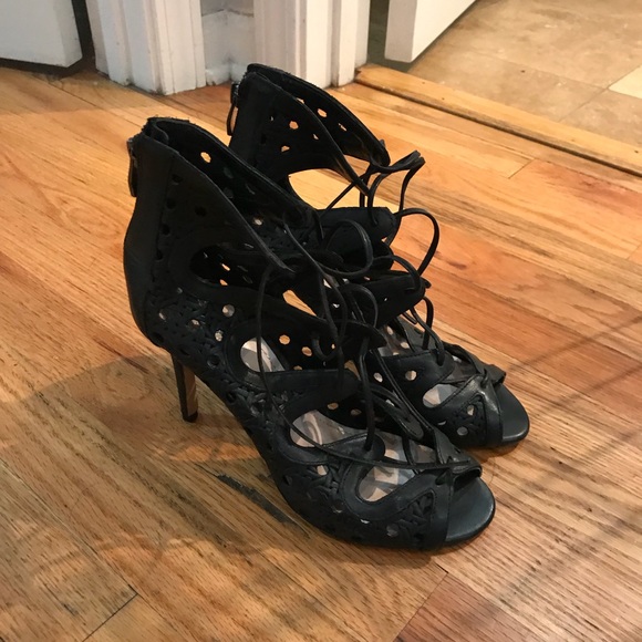 Vince Camuto black lace up heels size 7.5 - Picture 1 of 3